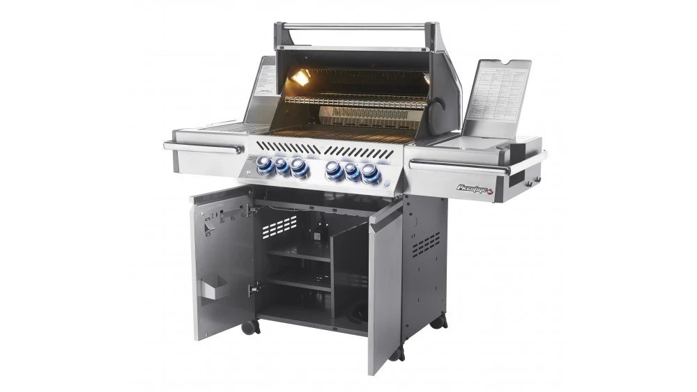 Napoleon Prestige PRO500RSIBPSS-3-GB Gas BBQ - Free Rotisserie And Cover 6 Napoleon Prestige PRO500RSIBPSS-3-GB Gas BBQ - Free Rotisserie And Cover - Image 4