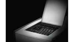 Napoleon Rogue RXT625SIBPSS-1-GB Gas BBQ - Free Cover & Accessories -Barbecue Store RXT525 625 1 SideBurner IR LargeShelf SS 1000x563 2