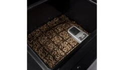 Traeger - Ironwood Pellet BBQ -Barbecue Store TFB93RLG IronwoodXL CloseUp PelletSensor 9398 WEB 1000x563 1