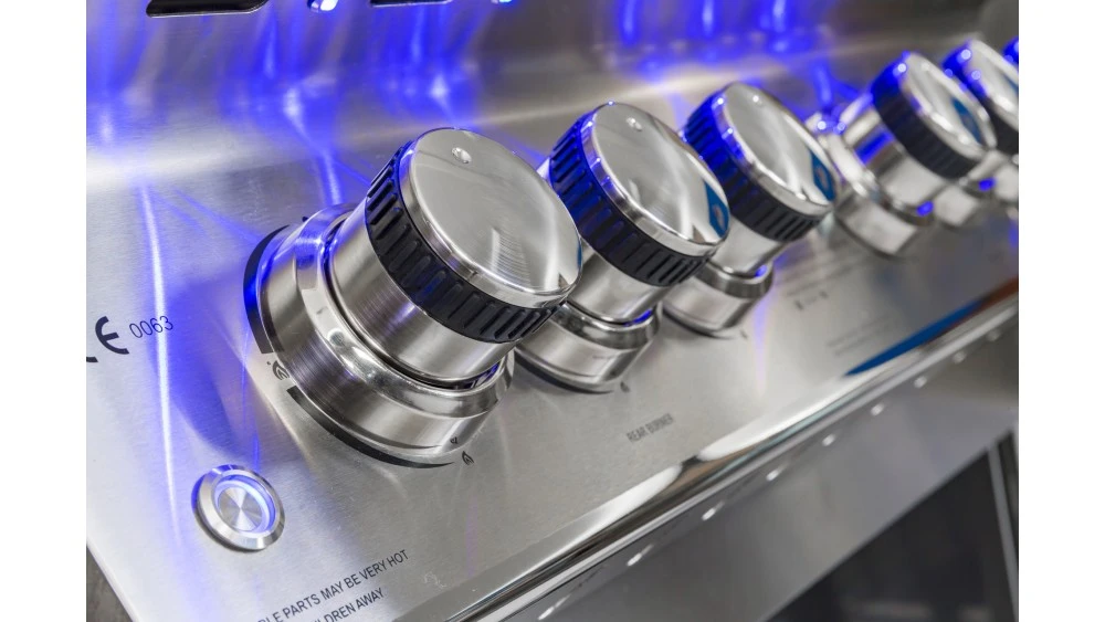 Whistler Grills - Burford 5 Built In Gas BBQ - Free Cover & Rotisserie 9 Whistler Grills - Burford 5 Built In Gas BBQ - Free Cover & Rotisserie - Image 7