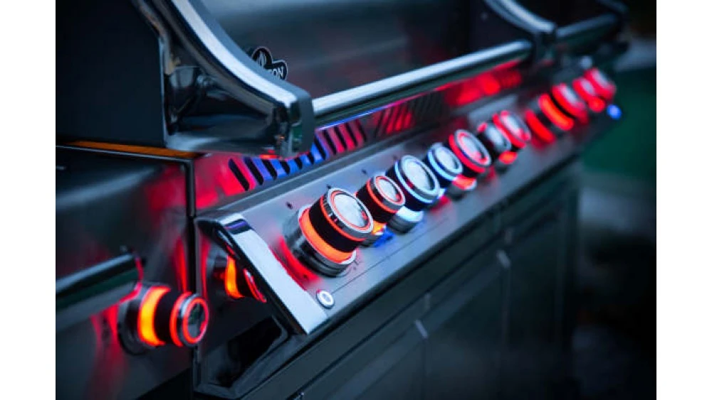 Napoleon Prestige PRO825RSBIPSS-3-GB Gas BBQ - Free Rotisserie And Cover 19 Napoleon Prestige PRO825RSBIPSS-3-GB Gas BBQ - Free Rotisserie And Cover - Image 17